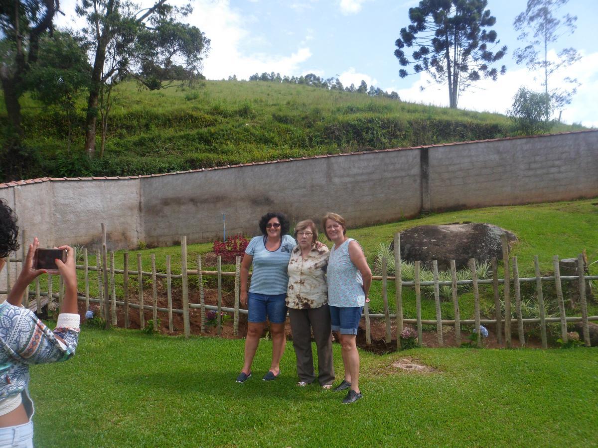 Pousada Tia Lilia Goncalves Exterior photo